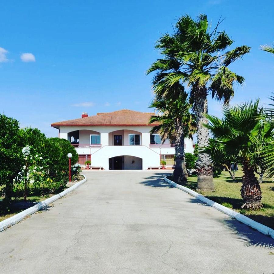 B. & B. Villa Giada Marina di Ginosa Eksteriør billede