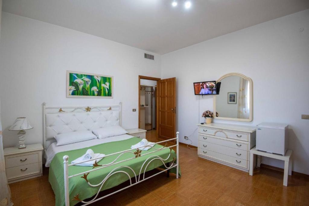 B. & B. Villa Giada Marina di Ginosa Eksteriør billede