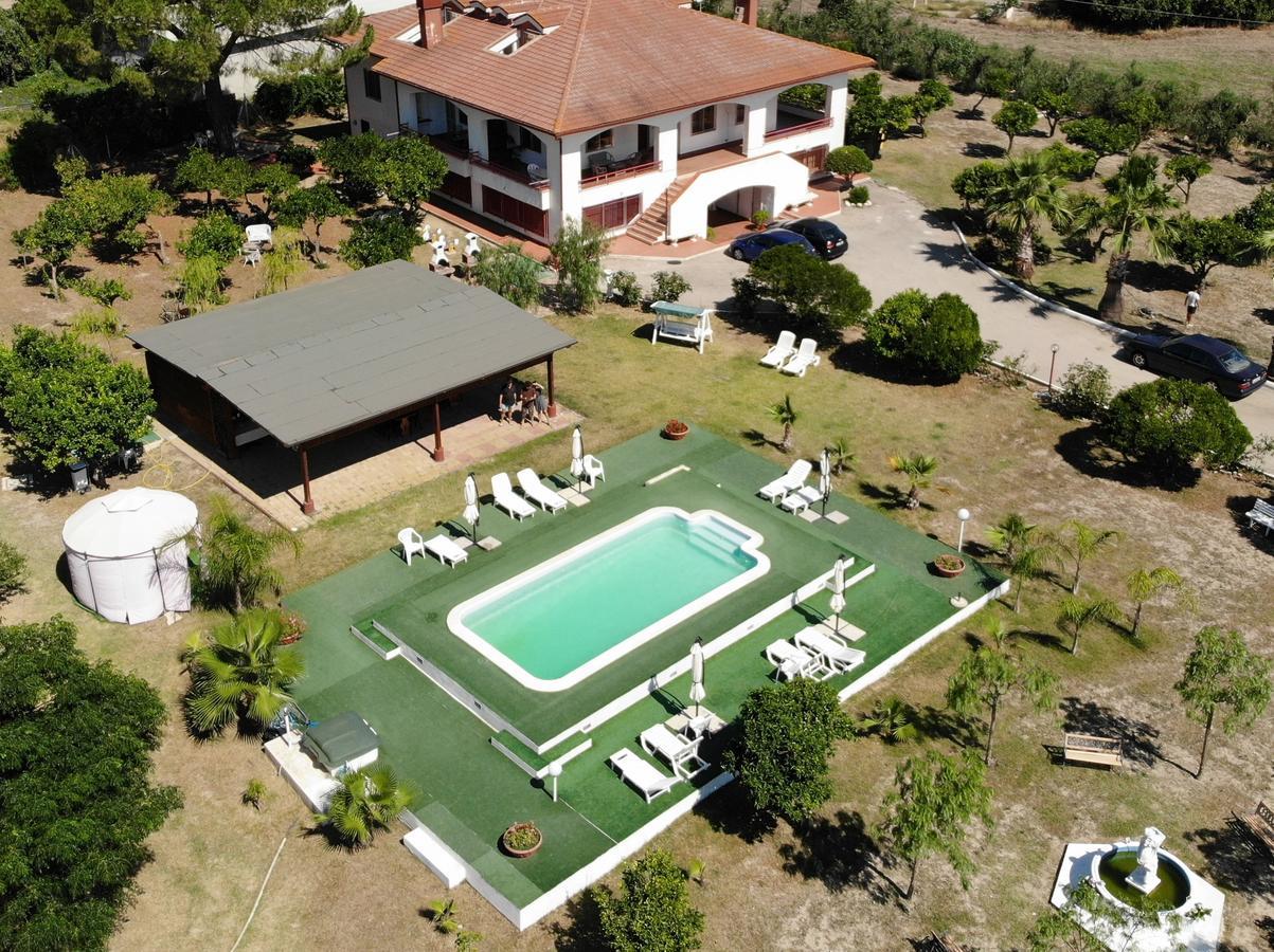 B. & B. Villa Giada Marina di Ginosa Eksteriør billede