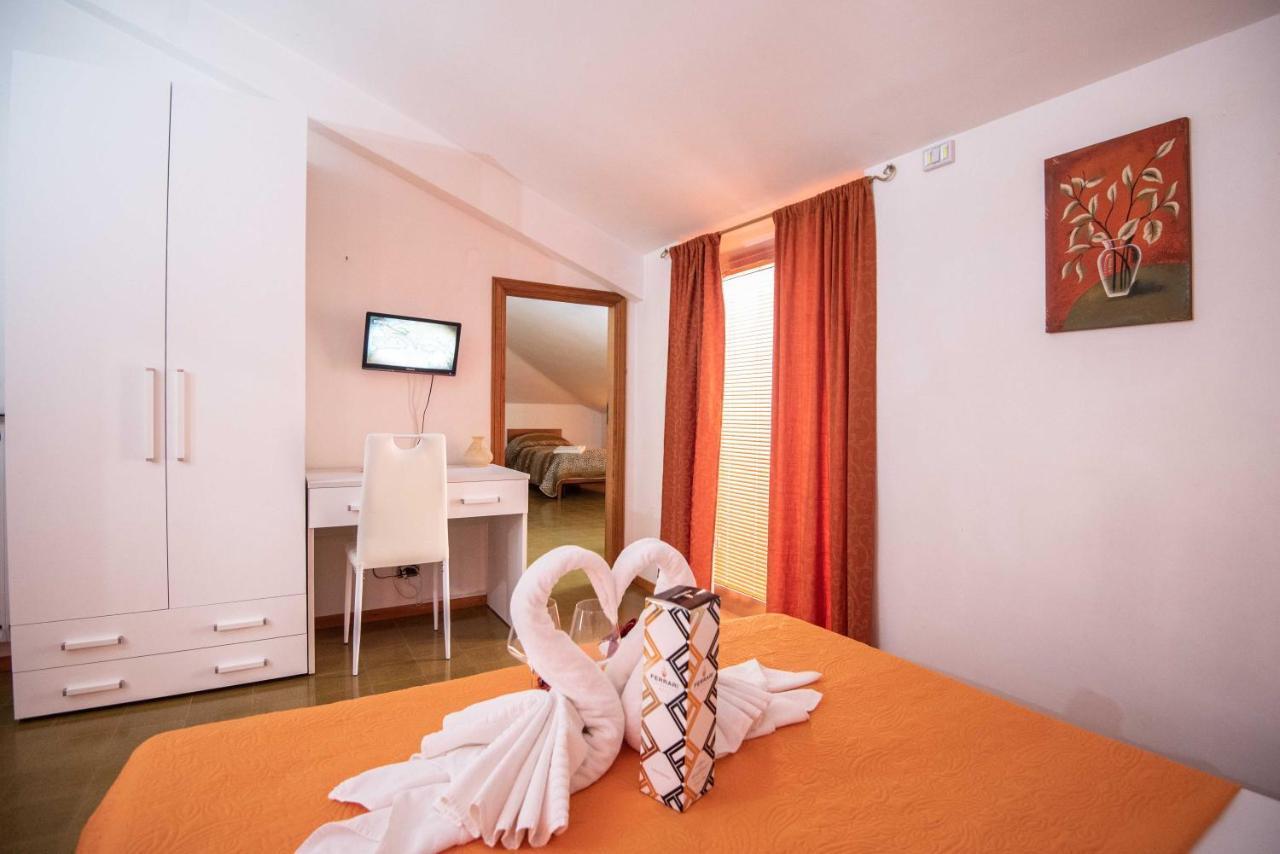 B. & B. Villa Giada Marina di Ginosa Eksteriør billede